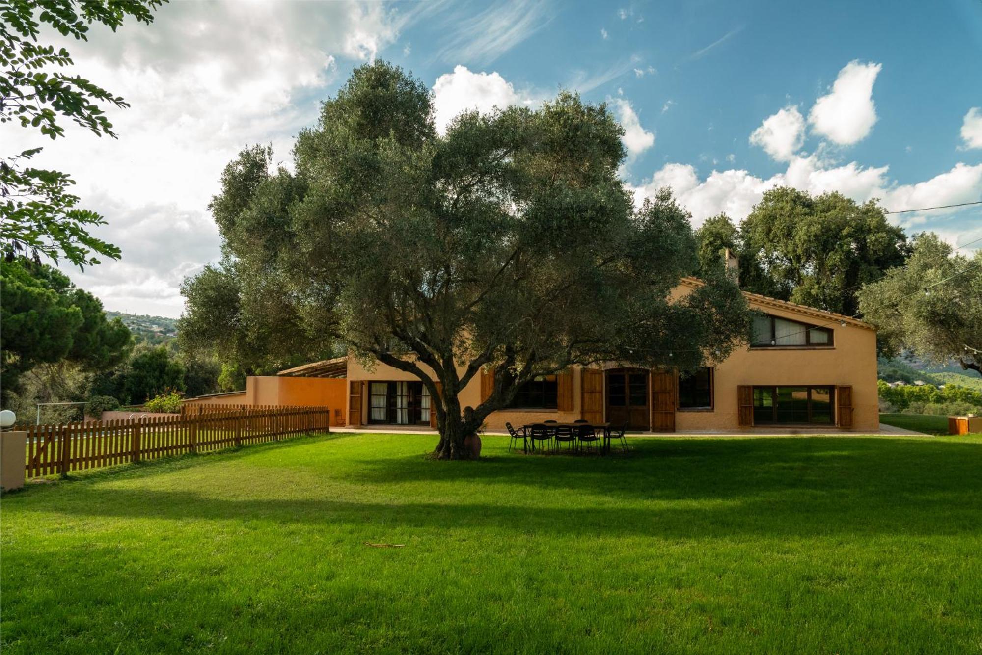 Casa Rural El Bruguer Vell Santa Eulalia de Ronsaná Buitenkant foto